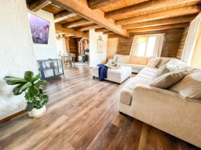 Private Mountain Cabin! King Bed 8 Acres Game Rm